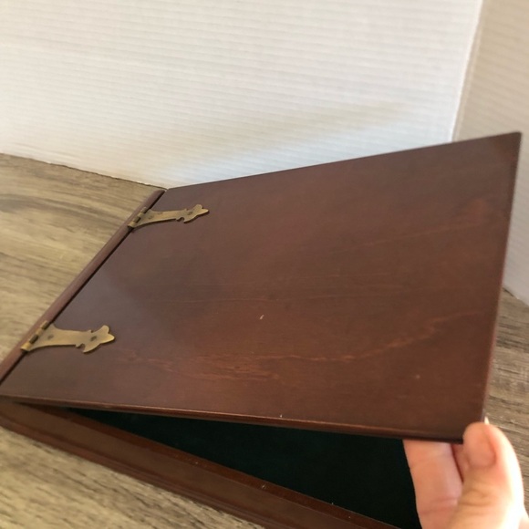 Vtg Bombay Company Solid Wood Box - Picture 7 of 15